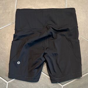 lululemon athletica Women's Black Bike Shorts